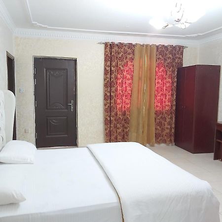 Gulf Hotel Apartment الخليج للشقق الفندقية Маскат Екстериор снимка
