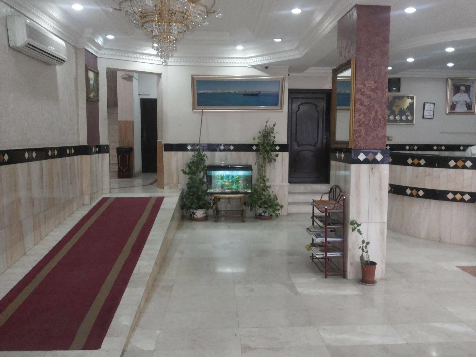 Gulf Hotel Apartment الخليج للشقق الفندقية Маскат Екстериор снимка