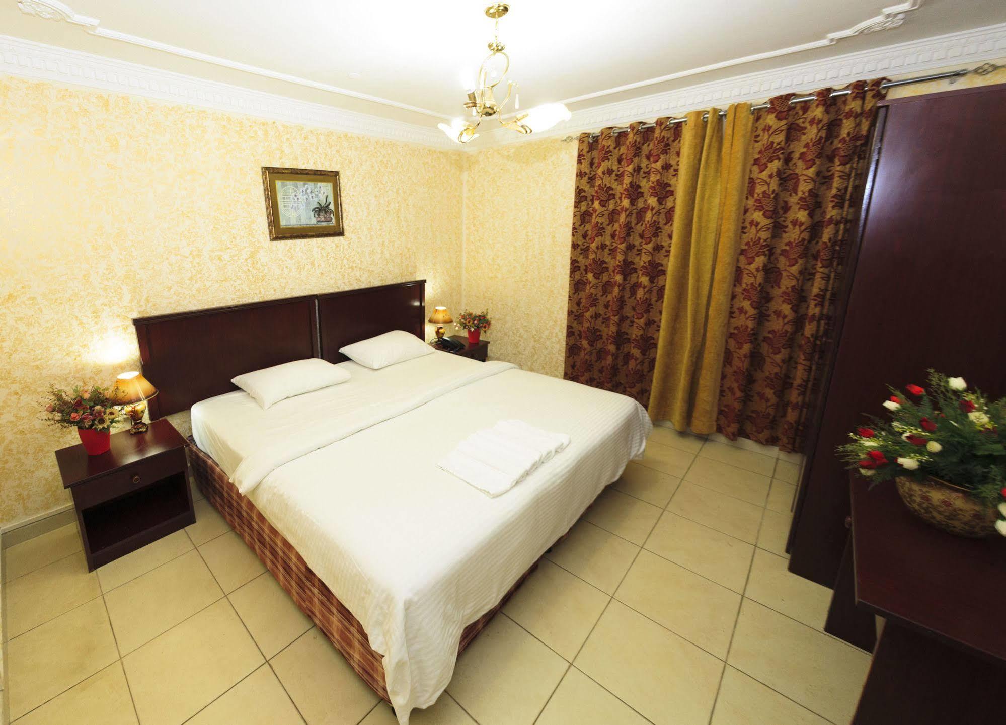 Gulf Hotel Apartment الخليج للشقق الفندقية Маскат Екстериор снимка