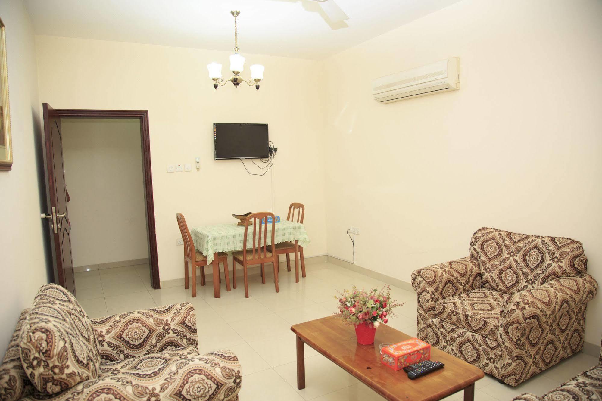 Gulf Hotel Apartment الخليج للشقق الفندقية Маскат Екстериор снимка