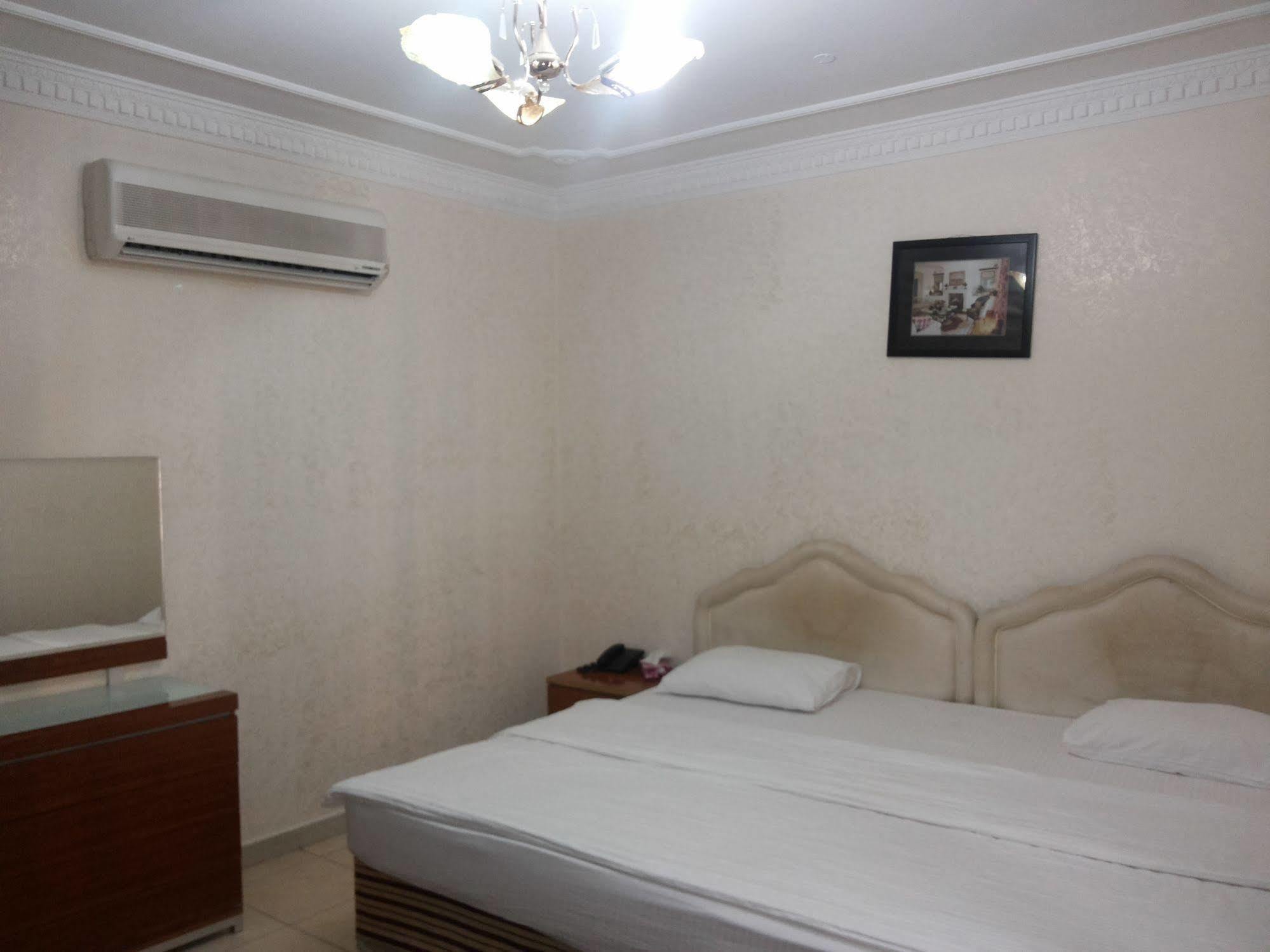 Gulf Hotel Apartment الخليج للشقق الفندقية Маскат Екстериор снимка