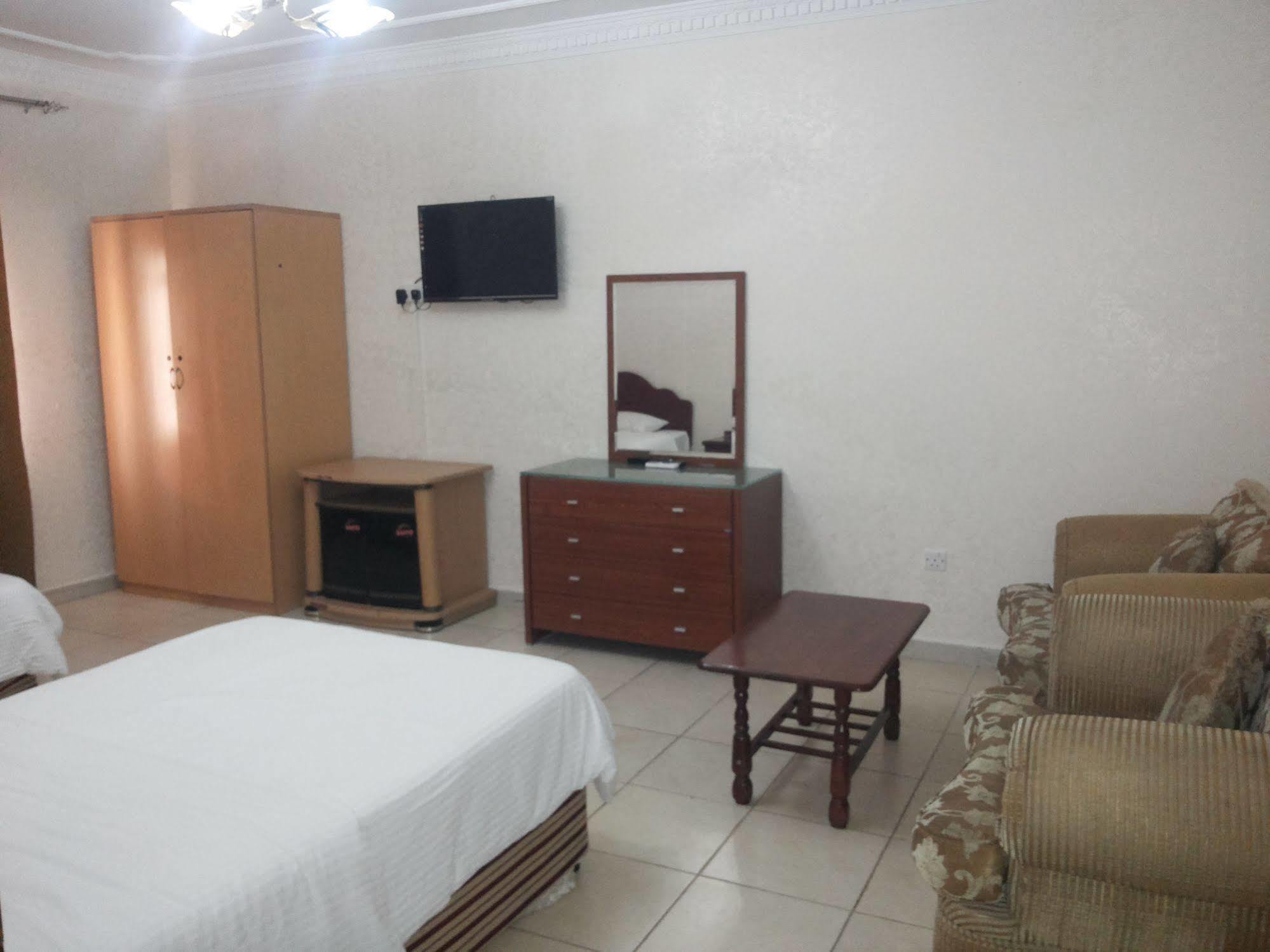 Gulf Hotel Apartment الخليج للشقق الفندقية Маскат Екстериор снимка