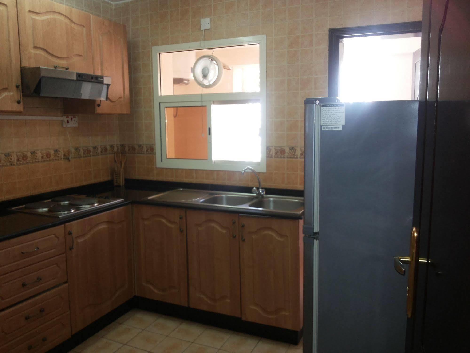 Gulf Hotel Apartment الخليج للشقق الفندقية Маскат Екстериор снимка