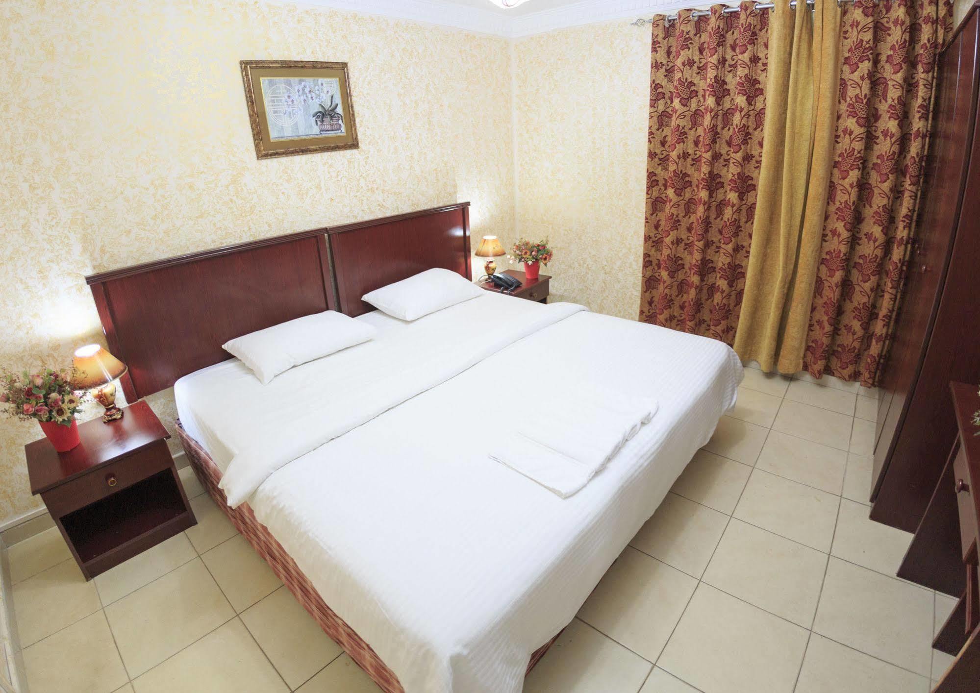 Gulf Hotel Apartment الخليج للشقق الفندقية Маскат Екстериор снимка